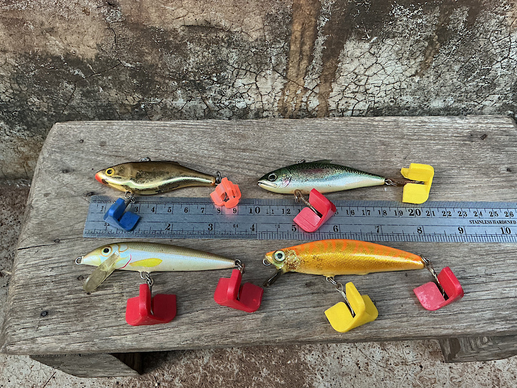 เหยื่อปลอม 4 ตัว