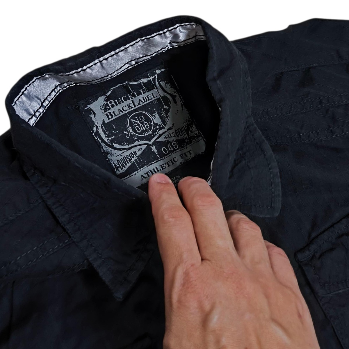 Buckle Black Label แบรนด์ของสหรัฐอเมริกา สีดำเข้มๆ แท้ สภาพสวยใหม่มากๆ กระเป๋าหน