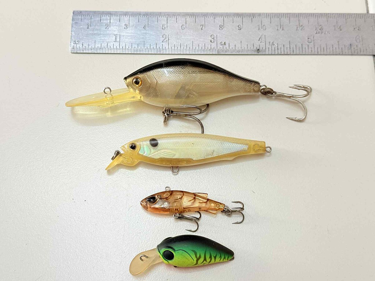 กองที่ 8. ราคา 200.-