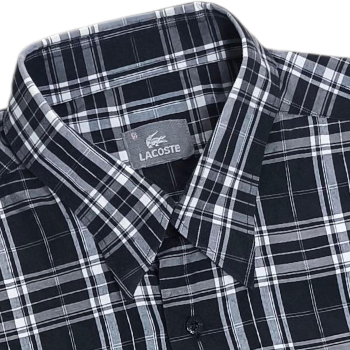 L A C O S T E ตารางสีดำ สภาพสวยใหม่มาก อก42นิ้ว