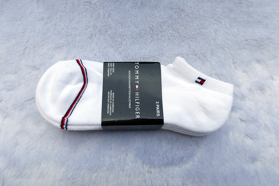 TOMMY HILFIGER / ถุงเท้าผู้ใหญ่ 1 PAIRS 6 คู่ 2 แบบสวยใหม่แท้ ราคารวมส่ง Flash