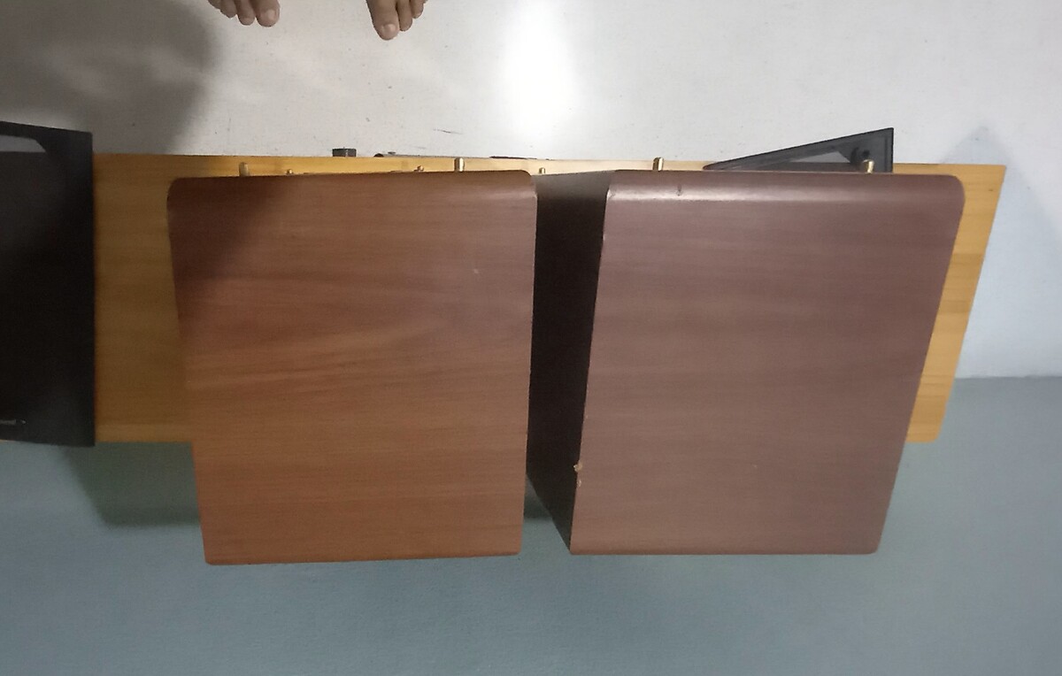 ไม้ลายสวยไม้จริงครับ