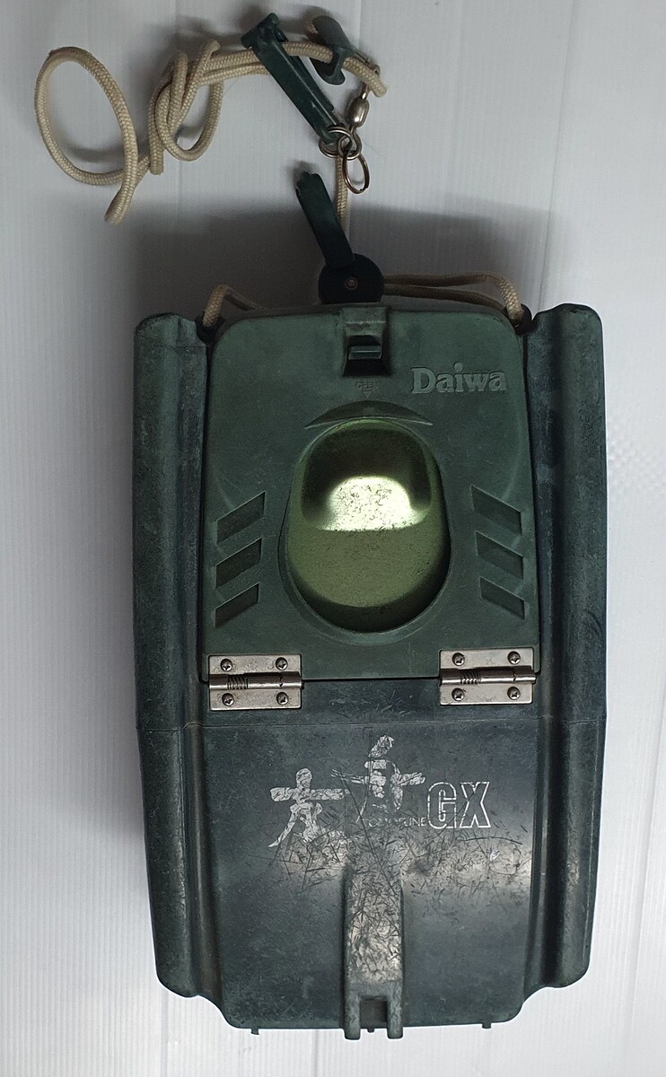 เรือขังเหยื่อ daiwa ไม่แตกมีริ้วรอยตามการใช้งาน 200 บาทรวมส่ง
**เฉพาะพื้นที่ห่างไกล+50