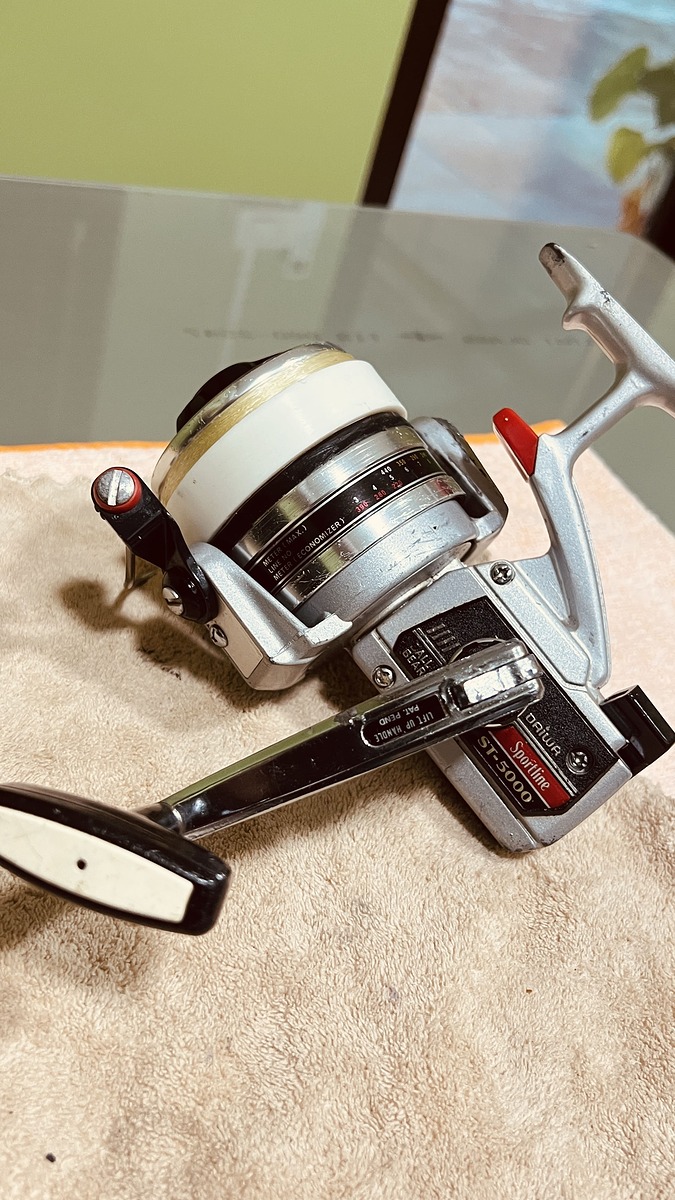 มาพร้อมกับสายเอ็น 30lb เต็มสปูน พร้อมตก