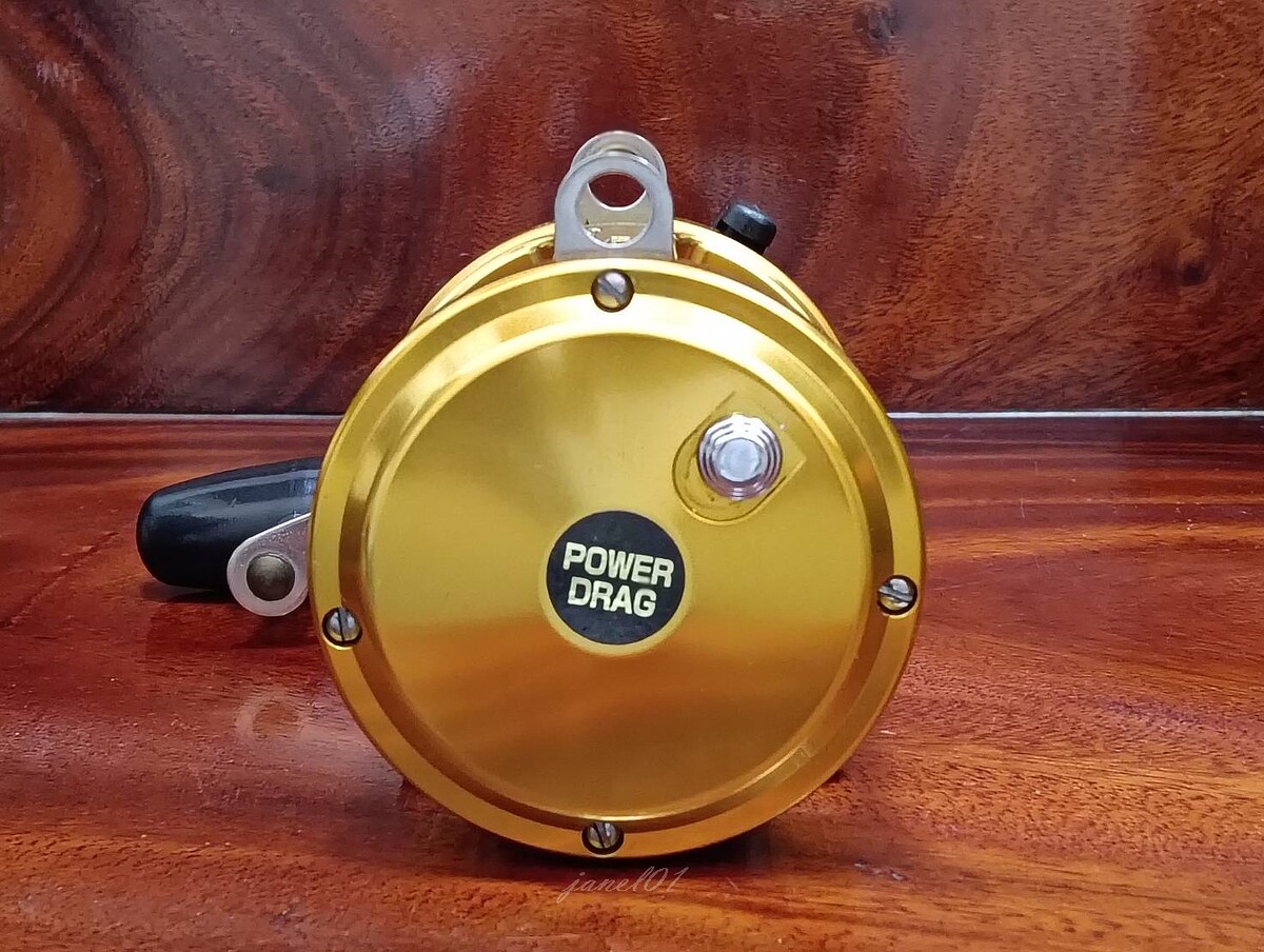 [b][q]ราคา x,xxx บาท ส่งฟรีแบบด่วนๆ[/b][/q]
(งดต่อรองน่ะครับ พอใจก้อโพสจอง ไม่พอใจ ก้อผ่าน ซื้อขายง