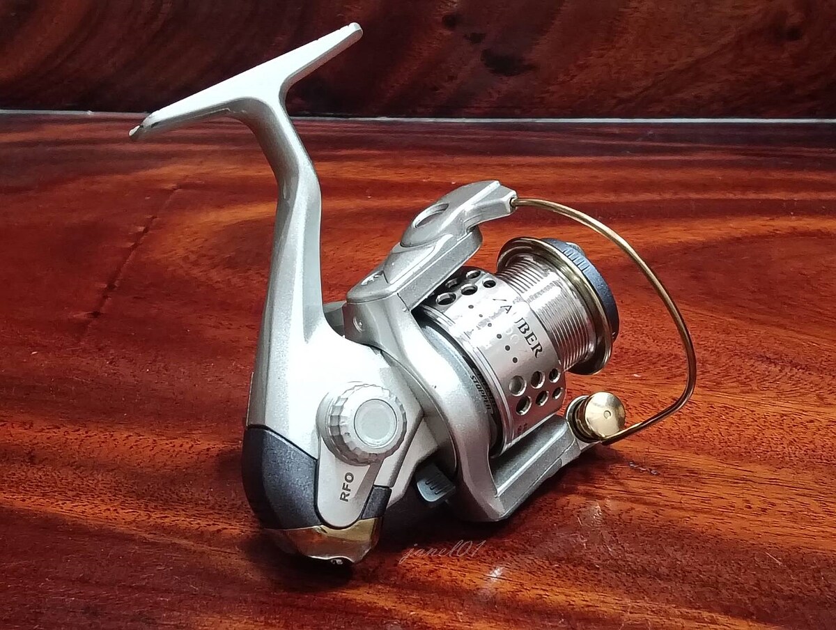 [b][q]ราคา 1,390 บาท ส่งฟรีแบบด่วนๆ[/b][/q]
(งดต่อรองน่ะครับ พอใจก้อโพสจอง ไม่พอใจ ก้อผ่าน ซื้อขายง