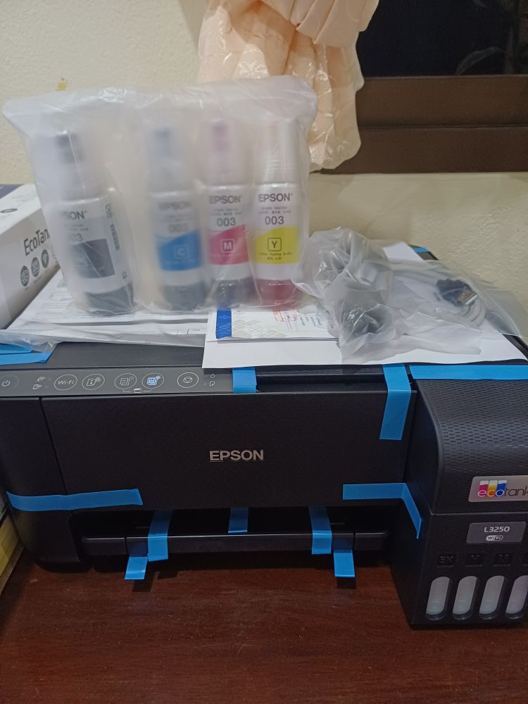 Brand : EPSON

Model : L3250

Printer Type : Ink Tank All in one

Print Speed : Up to 10.0 ipm