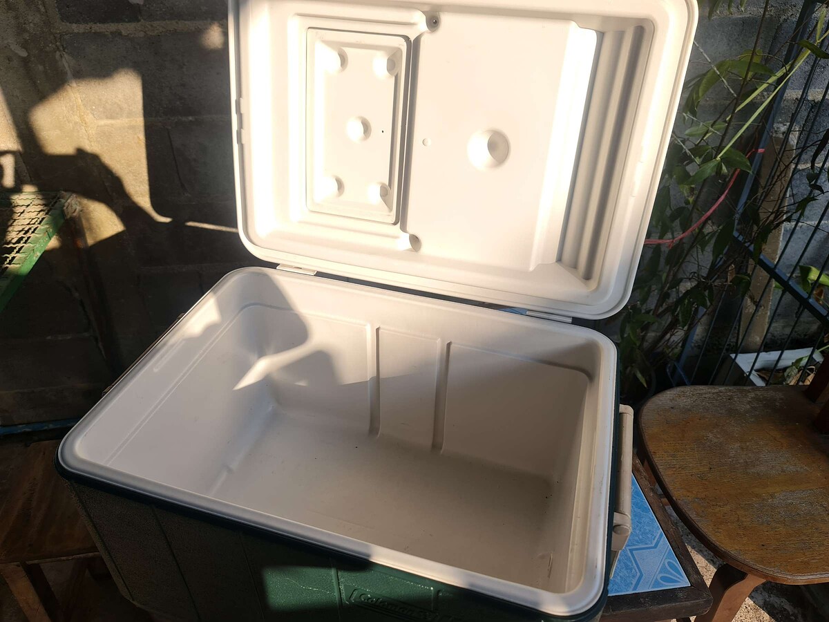 ด้านในขาวไม่เหลือง