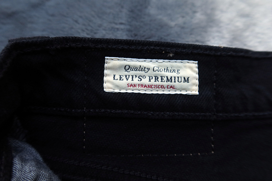 Levi's 501 Super Black Big E