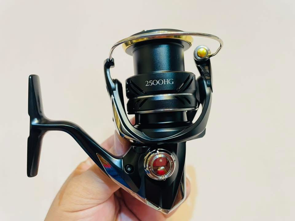 ขายรอกShimano Sustain 2500HG