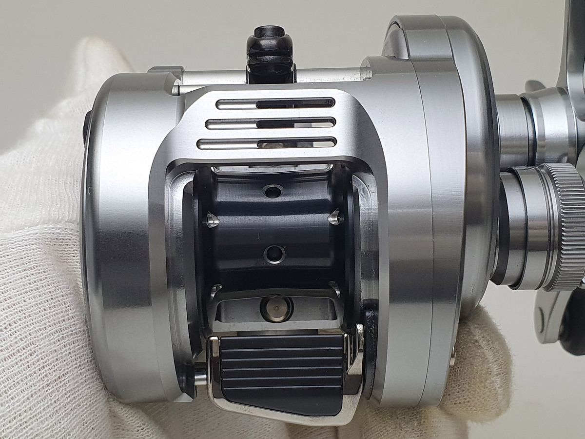  
[center][b]SHIMANO CALCUTTA CONQUEST DC100HG 2020[/b][/center]

