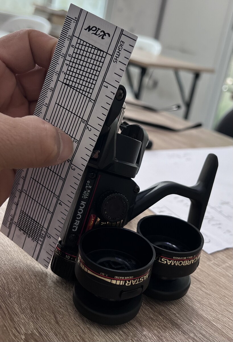 สปินเบรคท้ายryobi 1000rd
หมุนมีเสียง มีสปูนสำรองอีกหนึ่งสปูน
สลับสายขวาได้ ใช้งานปรกติ
ราคา890 ค่