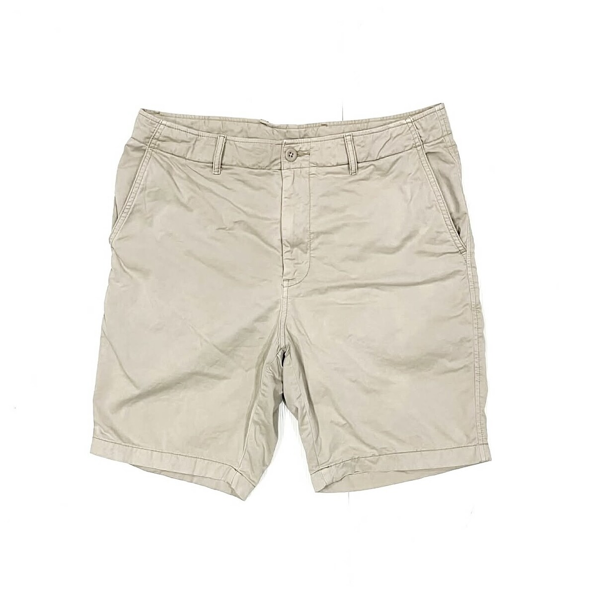 ~ € ~ กางเกงขาสั้น UNIQLO.  (33)   250.-