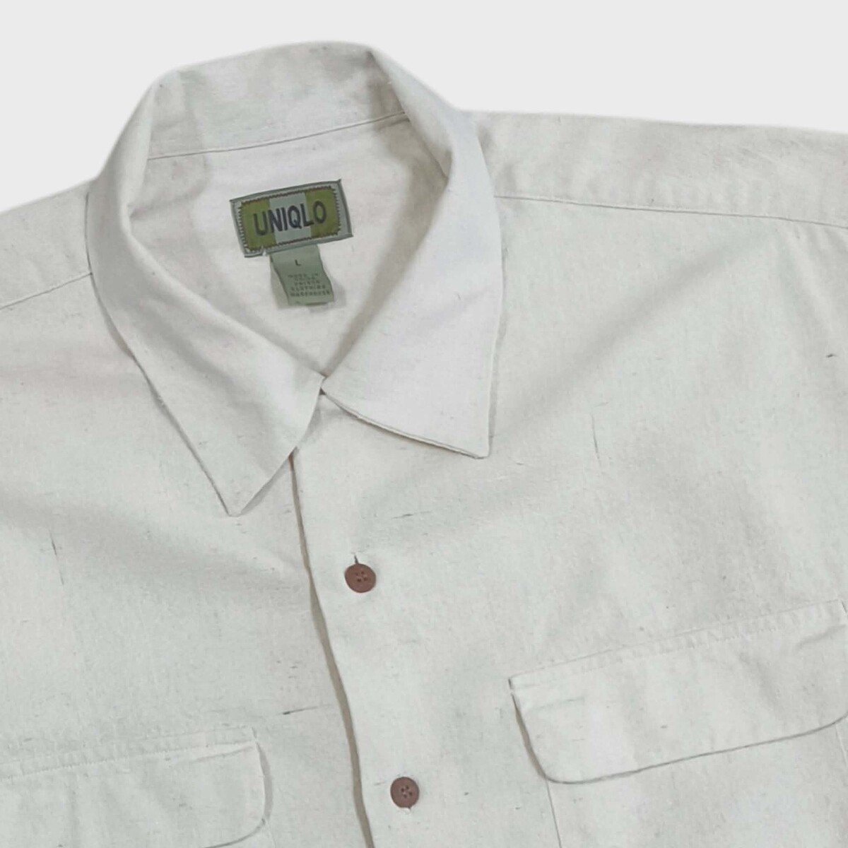Uniqlo รุ่นเก่าผ้าฝ้ายฟอกธรรมชาติ ใหม่มาก อก : 46นิ้ว ไหล่:20นิ้ว 