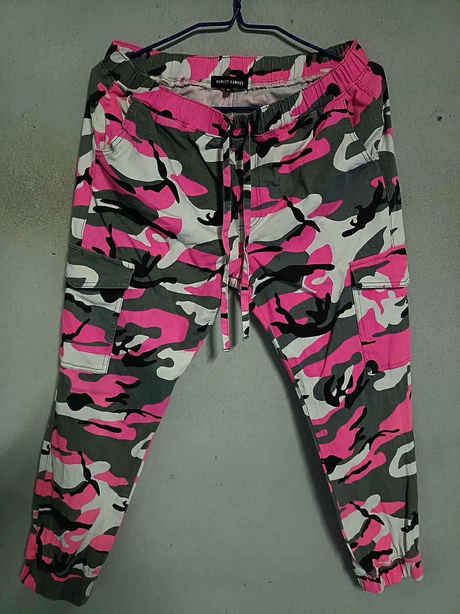 กางเกงลายพรางทหาร สีชมพู (ขาจั้ม)  Size: 36 นิ้ว (130.-)