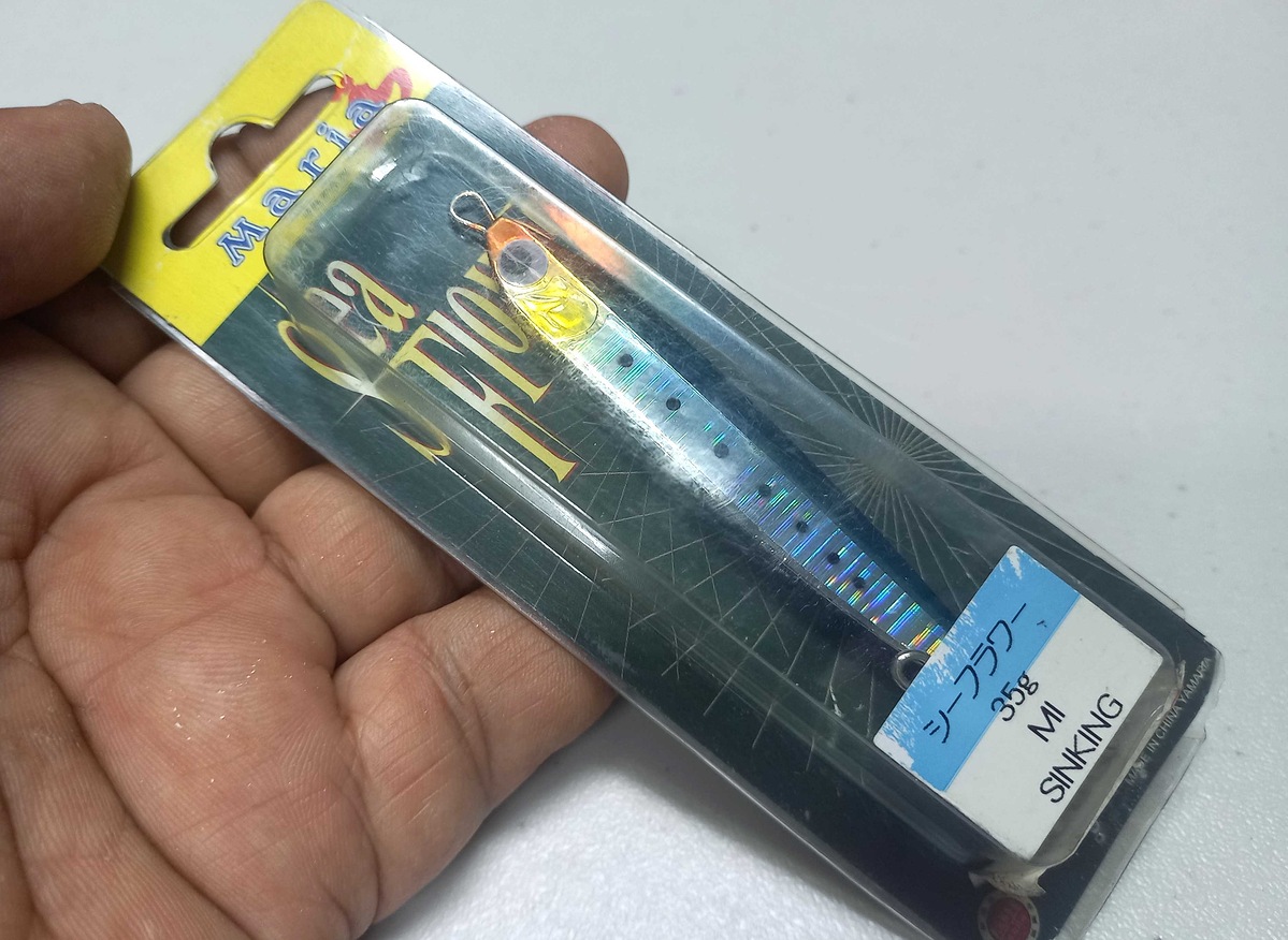 >>>>> เหยื่อจิ๊ก MARIA Sea Flower 35g