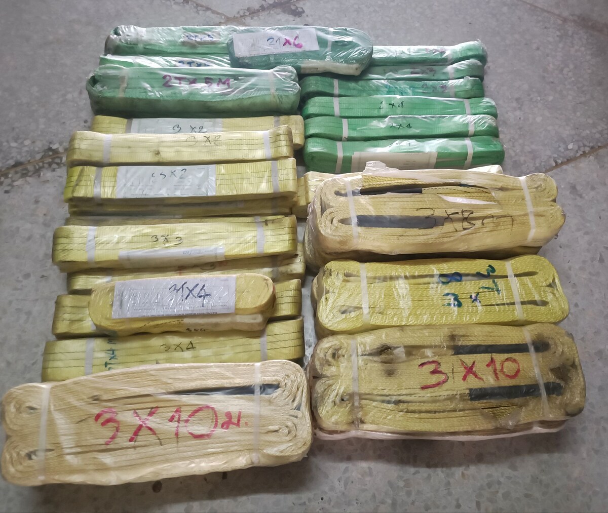 *** ขายลดราคา สายยกของมีห่วง 2 ห่วง ขนาด 2 ตัน และ 3 ตัน หลายขนาด  ของใหม่ ***