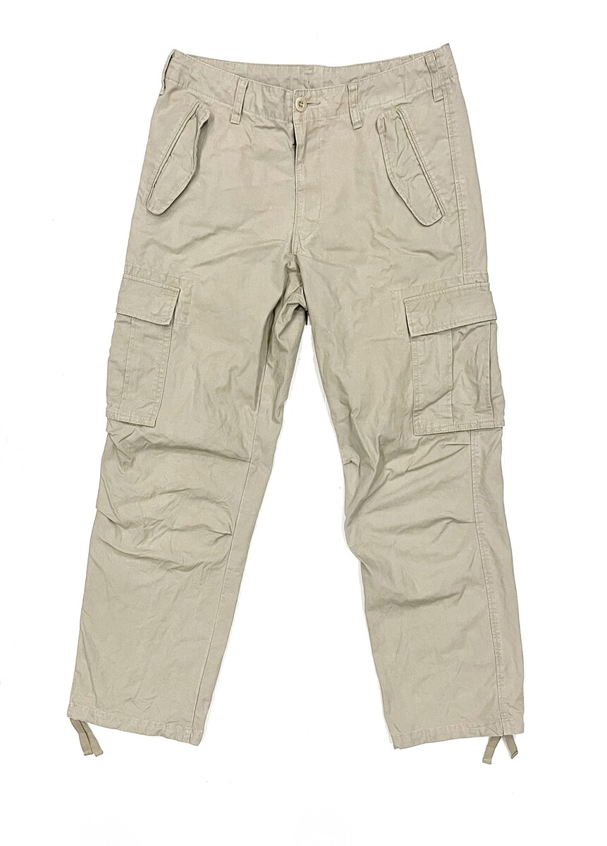 ~ € ~  กางเกง UNIQLO CARGO (32)     350.-
