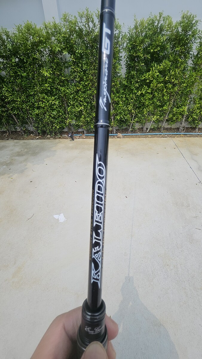 ปล่อยออกหนึ่งคันครับ The "Stsllion GT" IGTC-69MH เวทสาย10-20lb.ยาว6.9ฟุต ไกด์ขาคู่ทังหมด สภาพสวย หาร