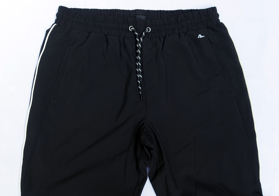 Rodeo Sport /L (38-40) กางเกงขายาวผ้าแห้งเร็วสีดำสวยใหม่ ราคารวมส่ง Flash