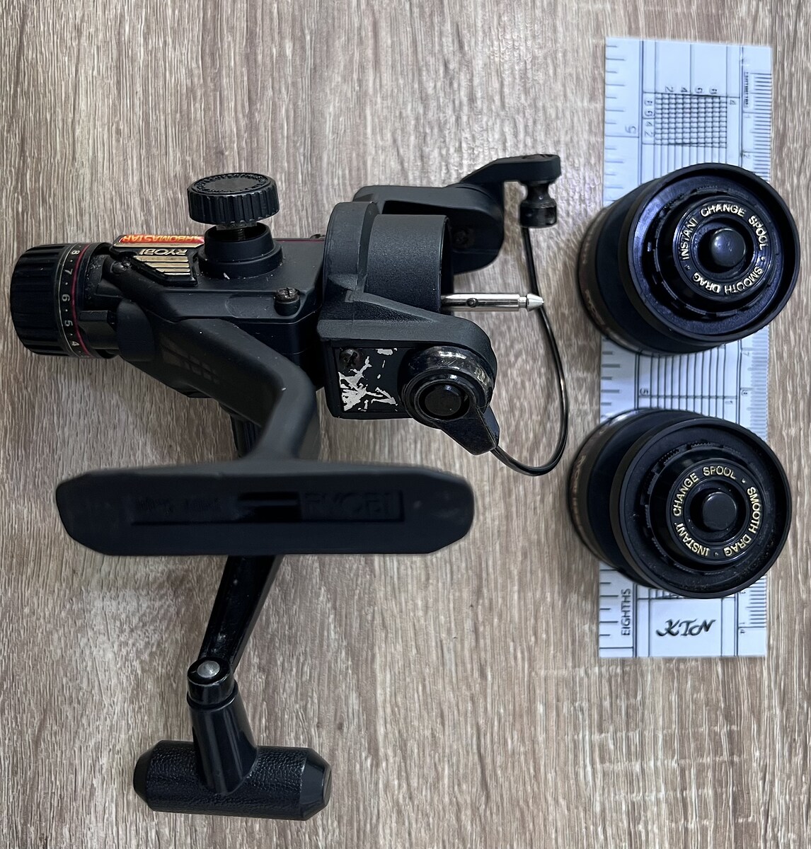 สปินเบรคท้ายryobi 1000rd
หมุนมีเสียง มีสปูนสำรองอีกหนึ่งสปูน
สลับสายขวาได้ ใช้งานปรกติ
ราคา890 ค่