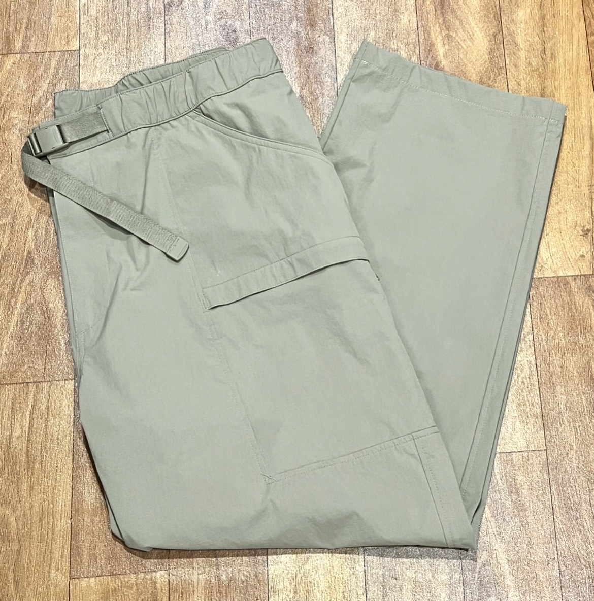 กางเกง Uniqlo Geared Trousers Pants