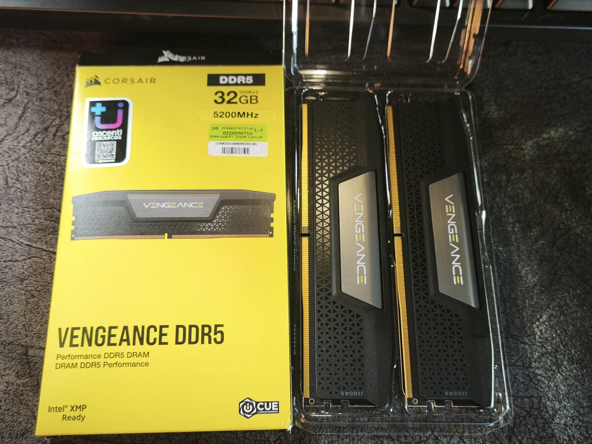 Ram corsair DDR5  32g.  