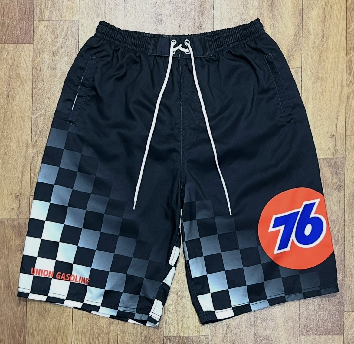 กางเกงขาสั้น 76 Lubricants Short Pants