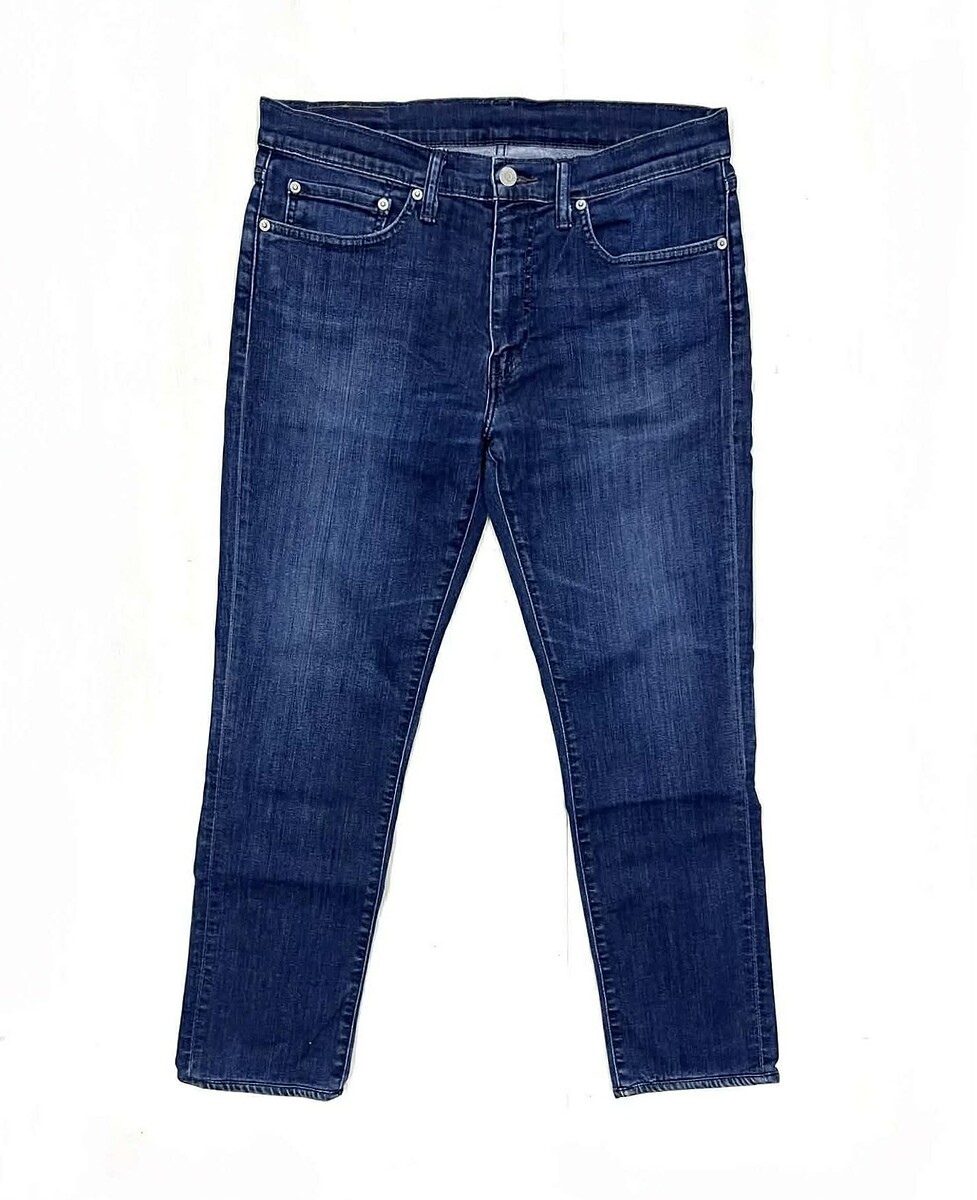 ~ € ~ กางเกงยีนส์ Levi’s 511  (34)    300.- 