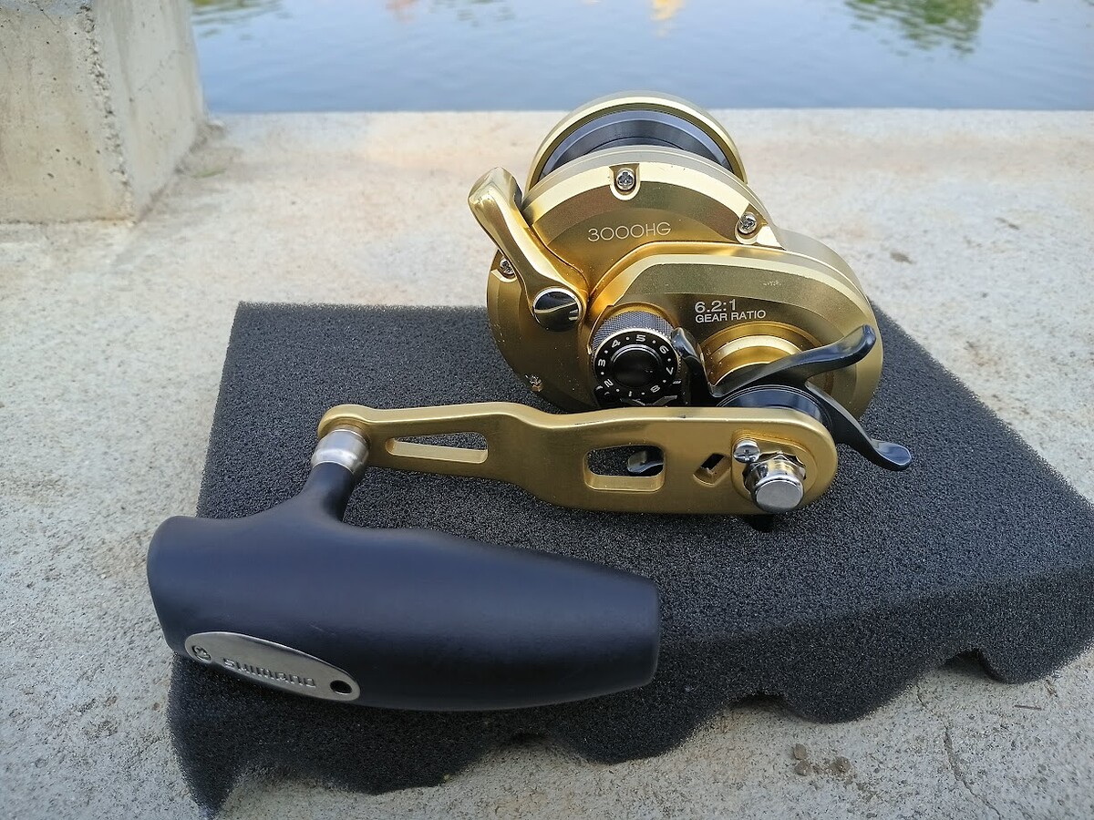  Shimano ocea jigger Limited 3000Hg
เนียนพร้อมใช้คำมีรอยบ้างนิดๆหน่อยๆนะครับสภาพสมบูรณ์ครับ ซื้อมาว