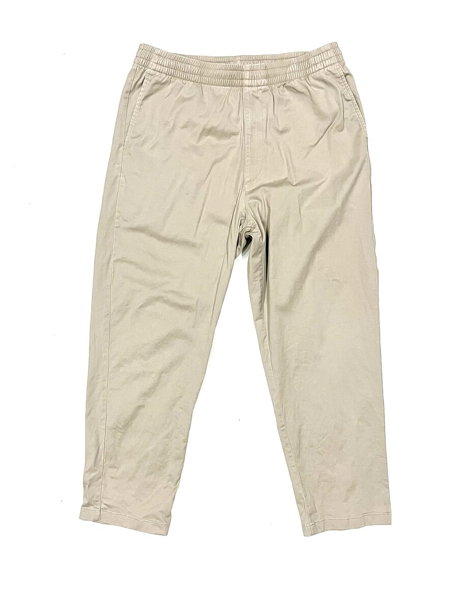 ~ € ~ กางเกง UNIQLO.  (33-36)   250.-