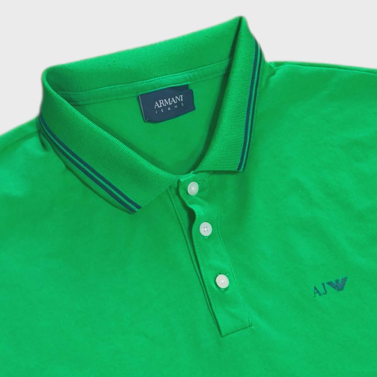 เสื้อโปโล armani สีเขียวสวยสภาพใหม่มากครับ อก 45 นิ้ว