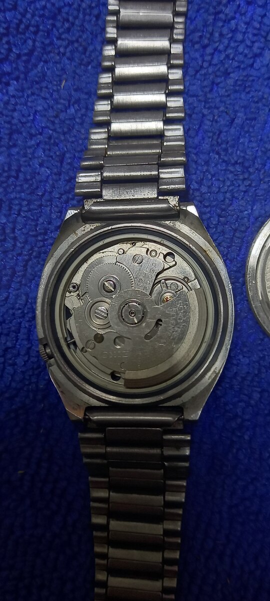 เครื่อง7009สายไม่แท้เรือนจริงสวยคับ550