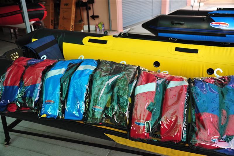 Inflatable Life Jacket เสื้อ,เข็มขัดชูชีพร้านMarineRougeระบบพองลมด้วยก๊าซco2.