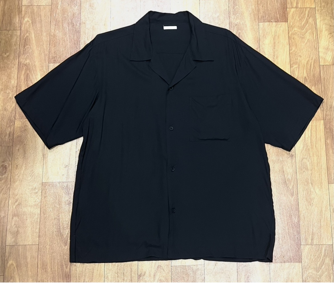 เสื้อ GU RAYON OVERSIZE SHIRT