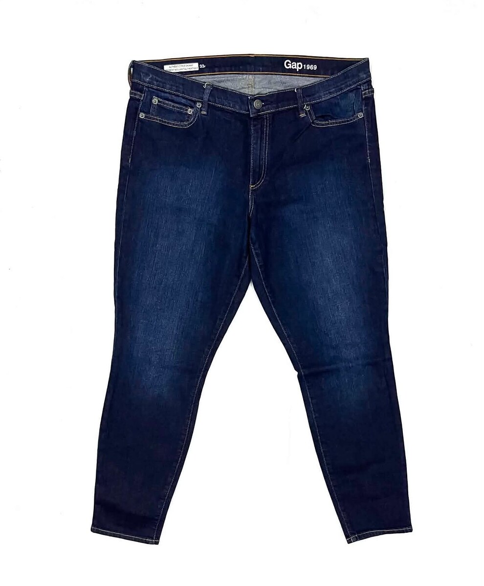 ~ € ~ กางเกงยีนส์ GAP  (36)   200.- 