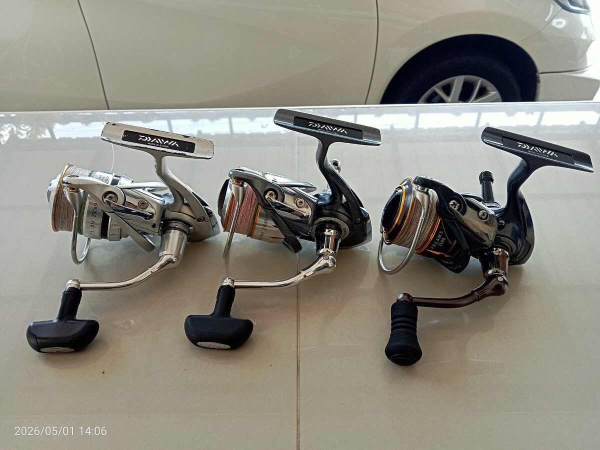 Spinning Daiwa 3ตัว ใช้งานแจ่ม