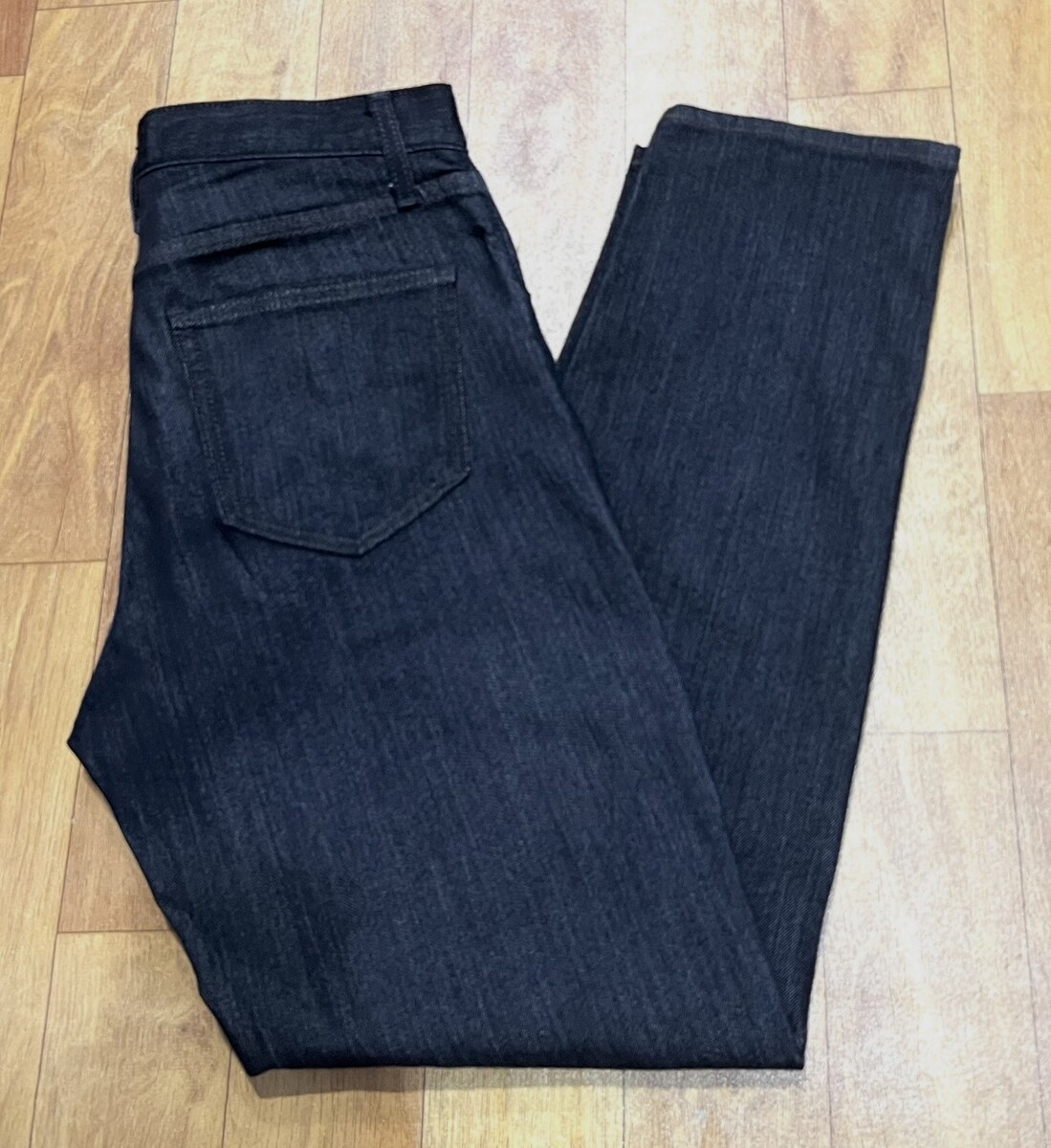 กางเกงยีนส์ Uniqlo Tech Denim Slim Fit Jeans