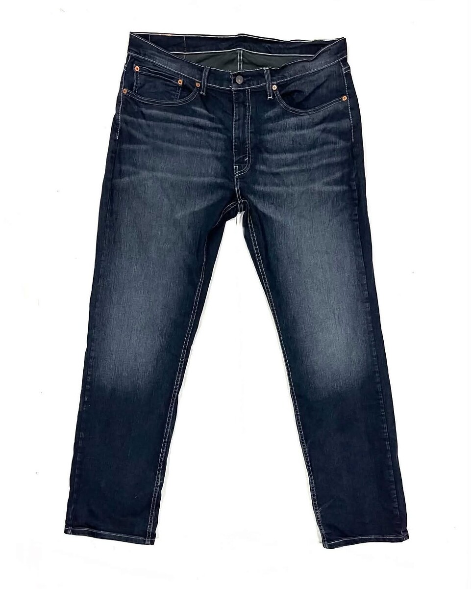 ~ € ~ กางเกงยีนส์ Levi’s 559  (37-38)    350.- 