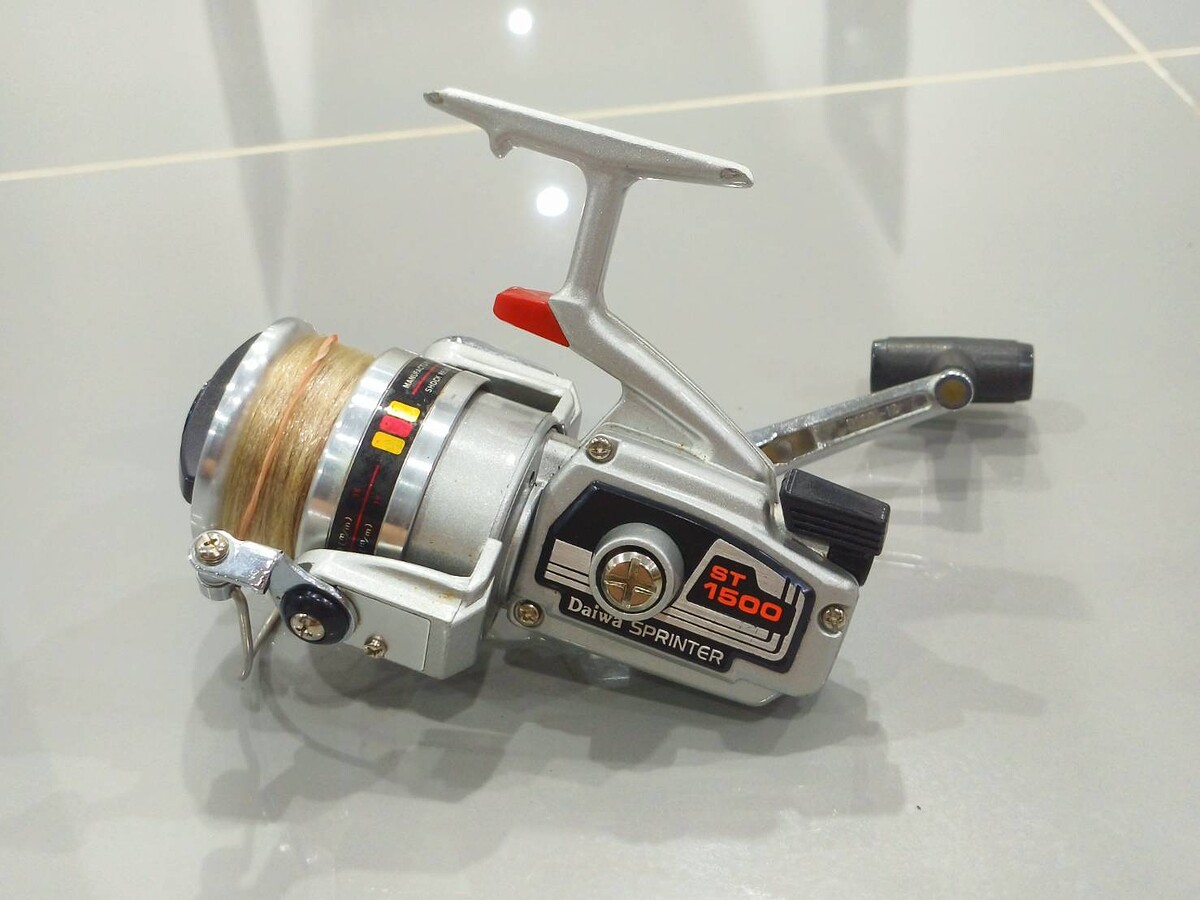 รอก   DAIWA    SPRINTER   ST  -  1500  มือสองญี่ปุ่น