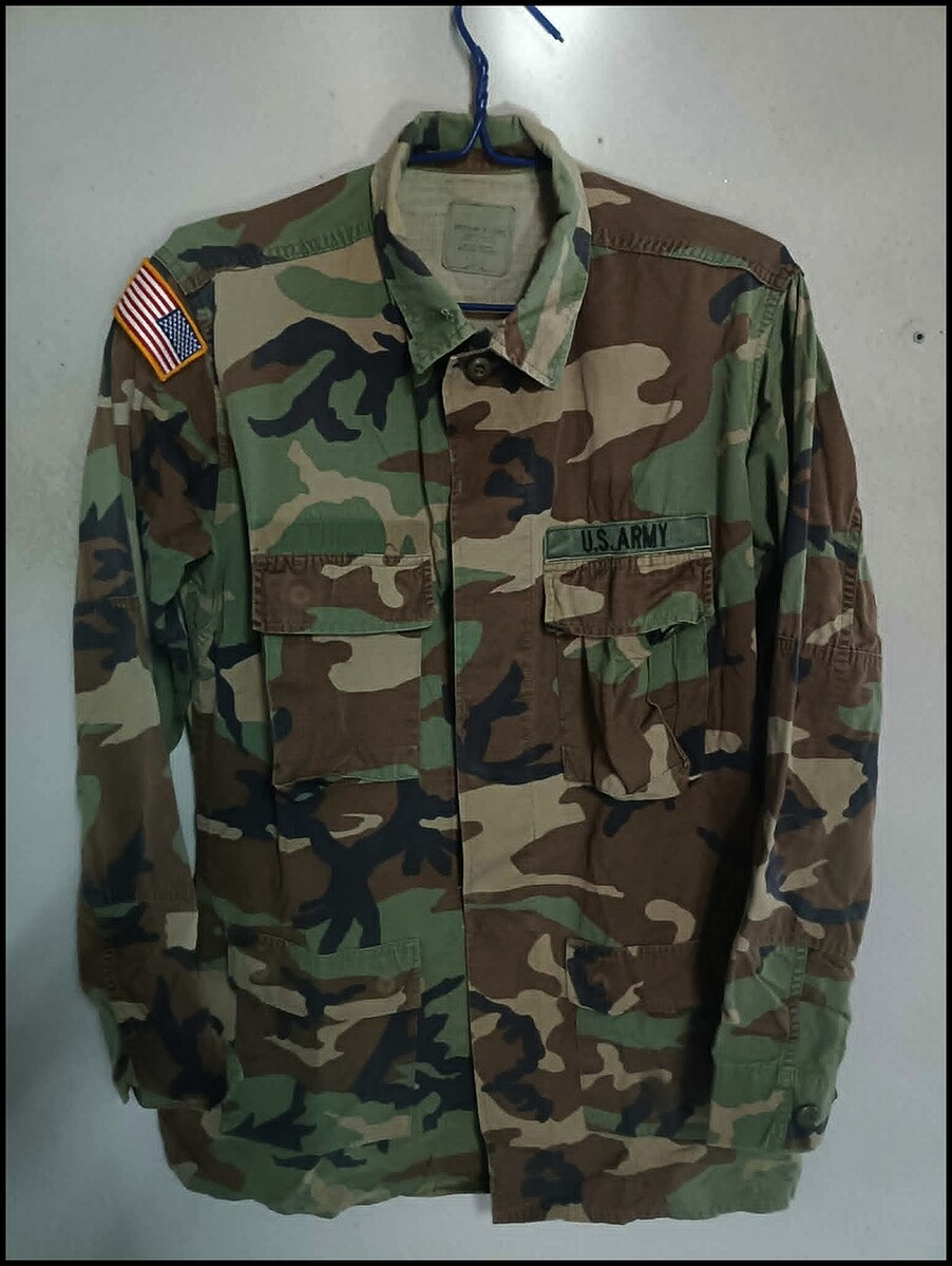 เสื้อทหารลายพราง  woodland   SIZE : 37-41 นิ้ว