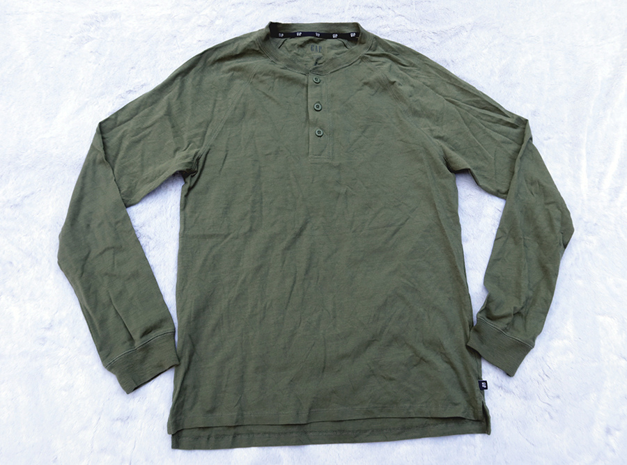GAP /40/42/44/46/52 เสื้อยืดแขนสั้น/แขนยาวหลายสีสวยใหม่แท้ ราคารวมส่ง flash