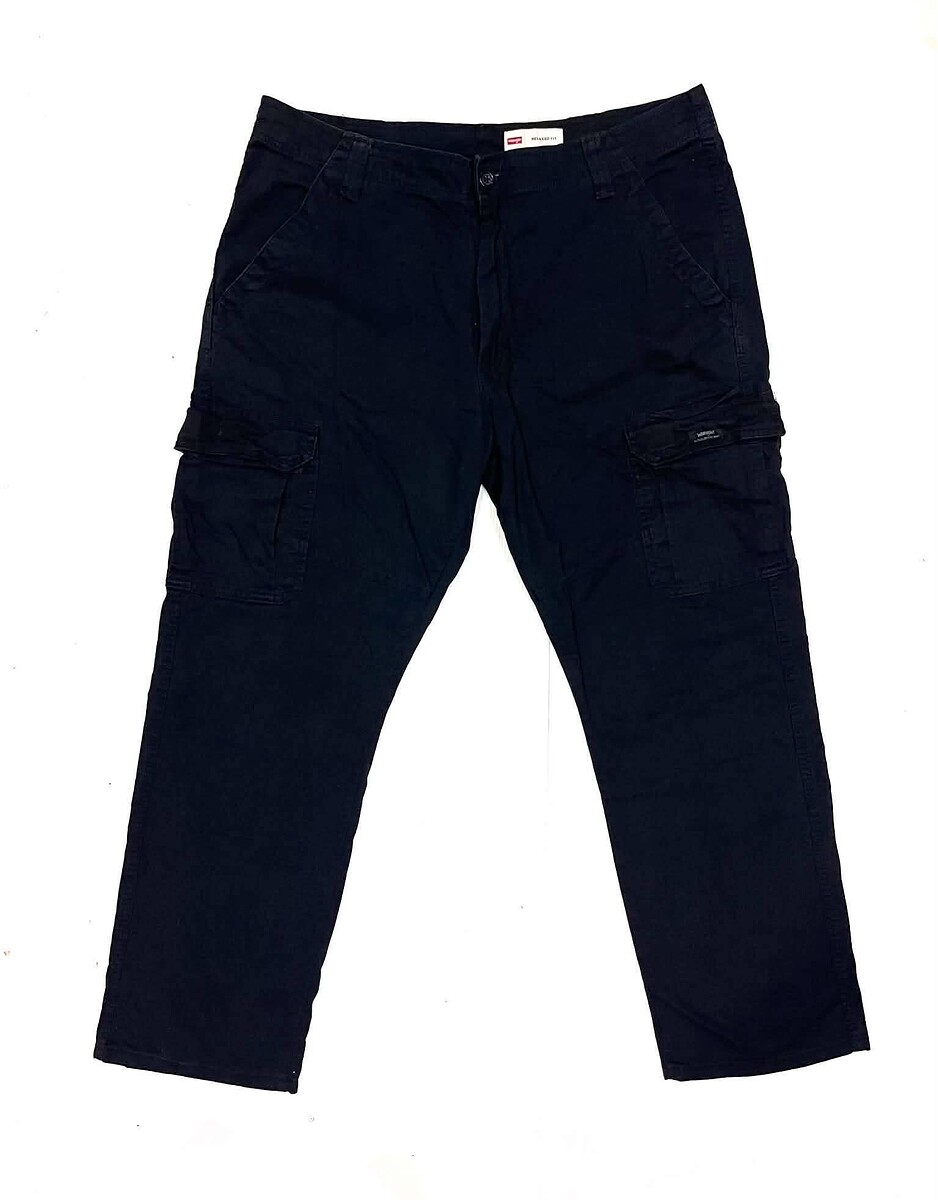 ~ € ~ กางเกง WRANGLER CARGO (37-38)   300.-