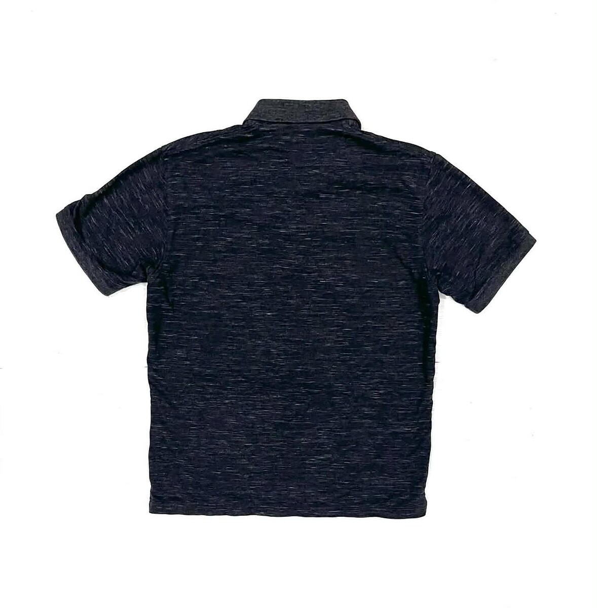 เสื้อสภาพดีมากครับ เสื้อสีจะออกเทาดำนะครับ  :cheer: