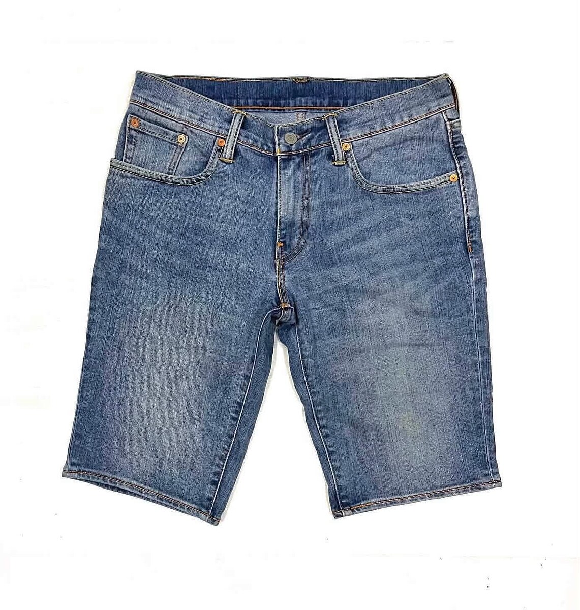 ~ € ~ กางเกงยีนส์ขาสั้น Levi’s 502  (31-32)    200.- 