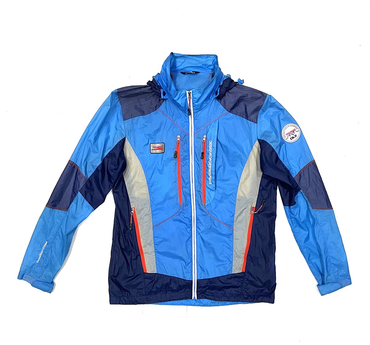 ~ € ~ Jacket Trespass กันลมกันแดด       180.-