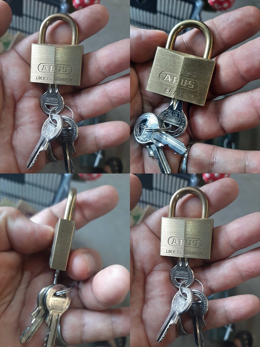 
 2 แม่กุญแจทองเหลือง พร้อมลูก 3 ดอก งานเยอรมัน ยี่ห้อดัง 195 ส่ง 35
