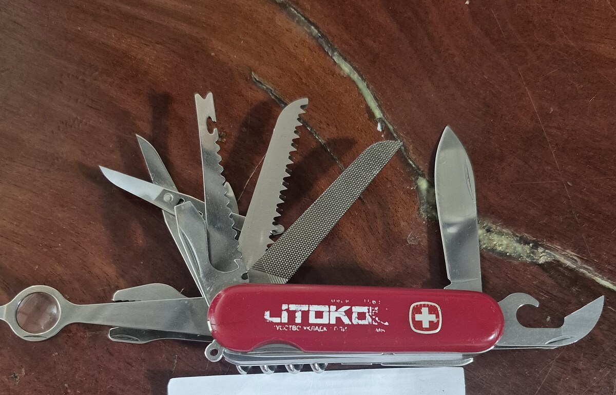 Wenger Champ multitool