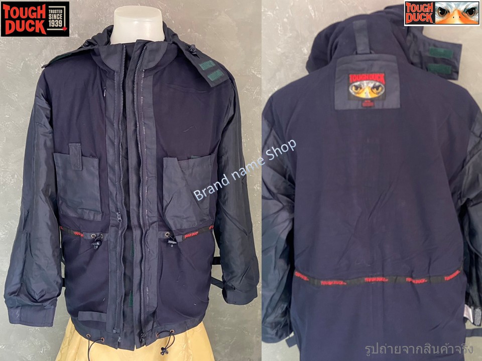 ด้านใน:
•มีกระเป๋าและช่องใส่โทรศัพ�