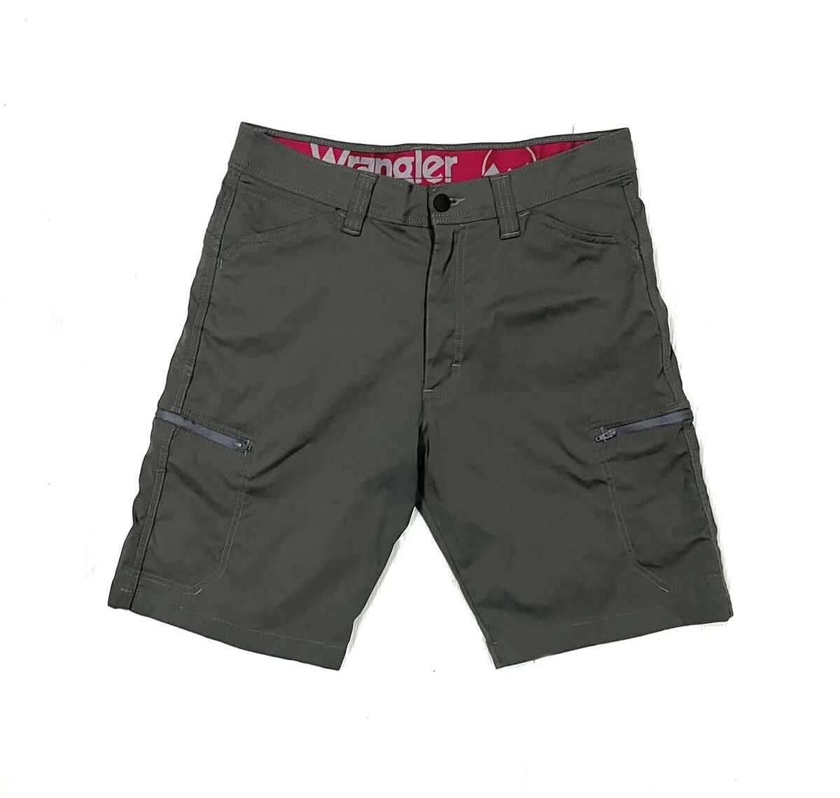 ~ € ~ กางเกงขาสั้น Wrangler  (32-33)   280.- 